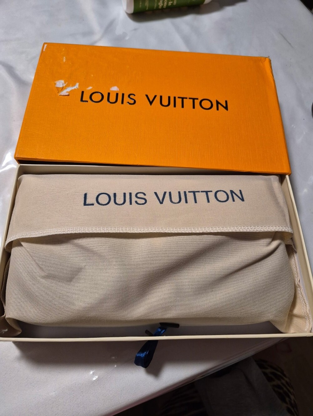 Louis Vuitton Brown Monogram Crossbody with Gold Chain and Red Trim - Picture 6 of 7